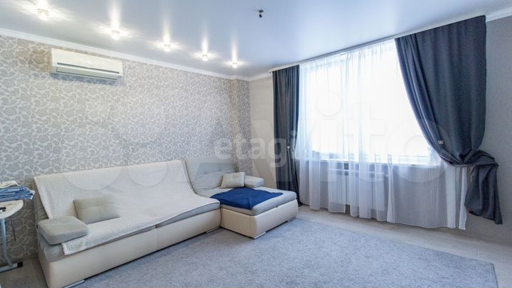 2-к. квартира, 52 м², 3/25 эт.