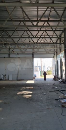 Склад, 816 м²