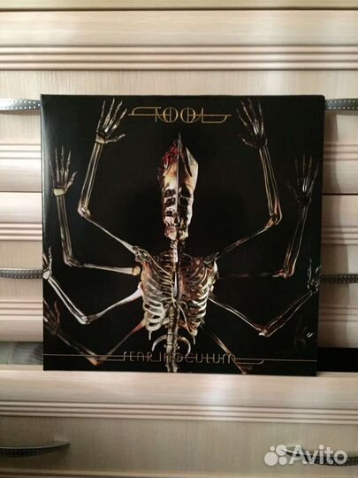 Slayer / Tool / Kiss / Tom Waits