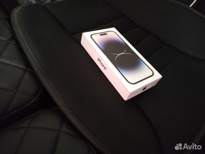 Коробка от iPhone 14 pro