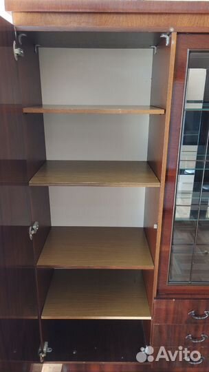 Буфеты и серванты