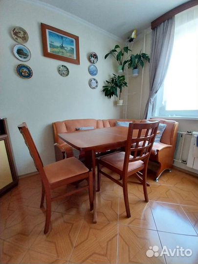 Кухня угловая бу с техникой