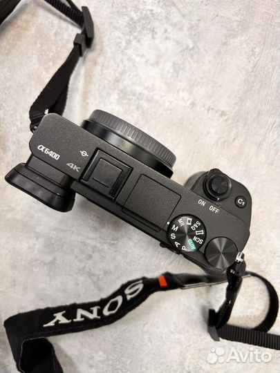 Продаю беззеркальный фотоаппарат Sony a6400