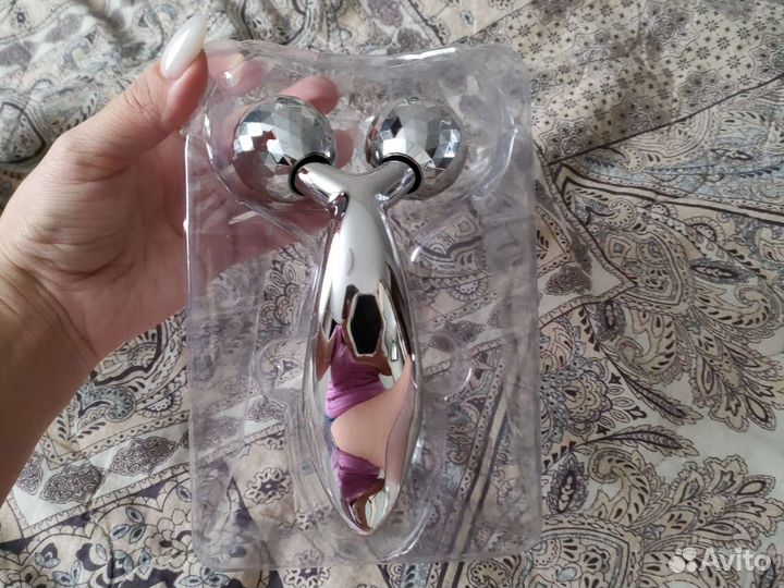 Массажер молекула для лица и тела