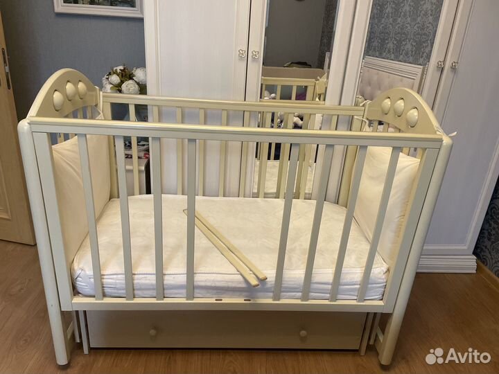 Детская кроватка лель с маятником