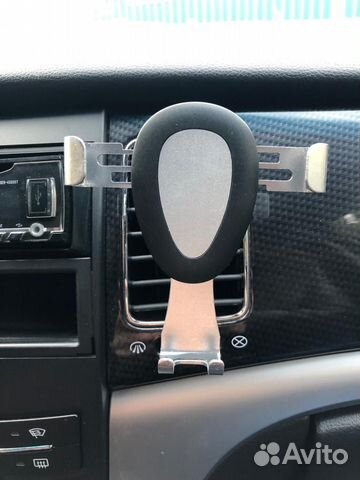 Держатель для телефона в машину