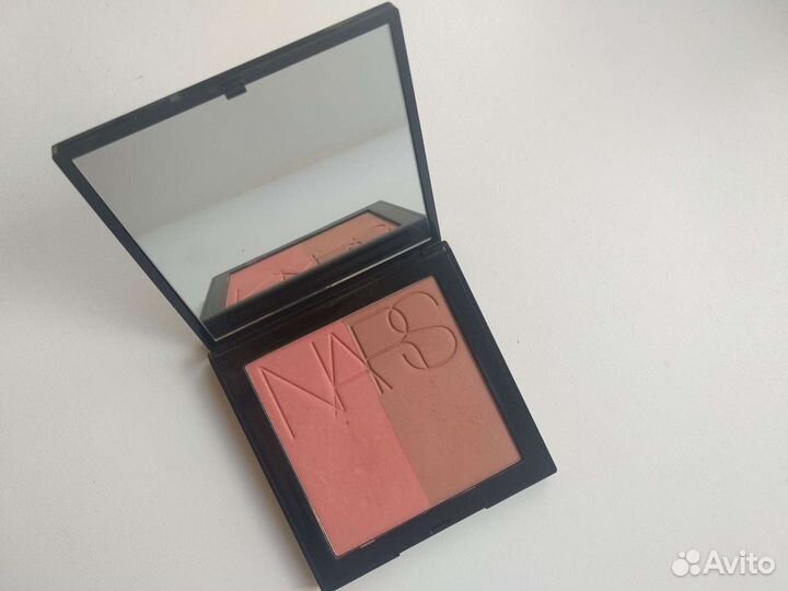 Румяна nars