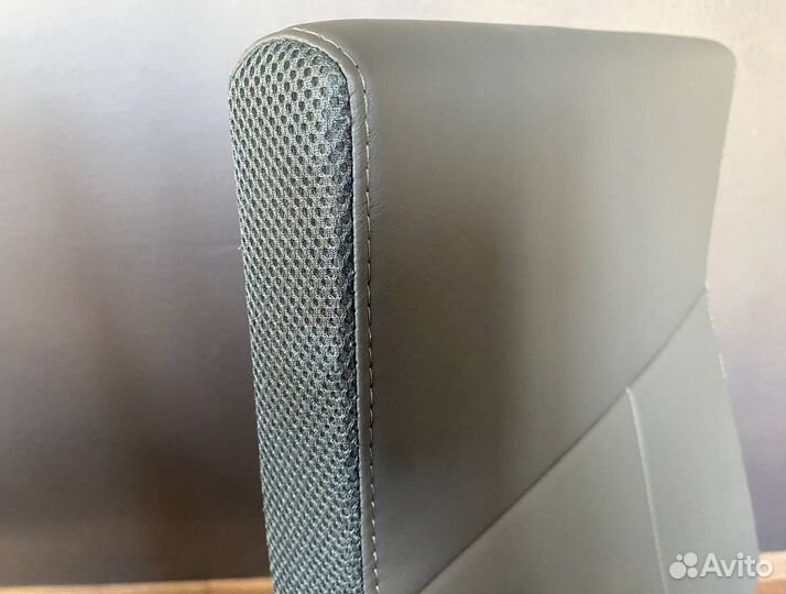 Компьютерное кресло новое