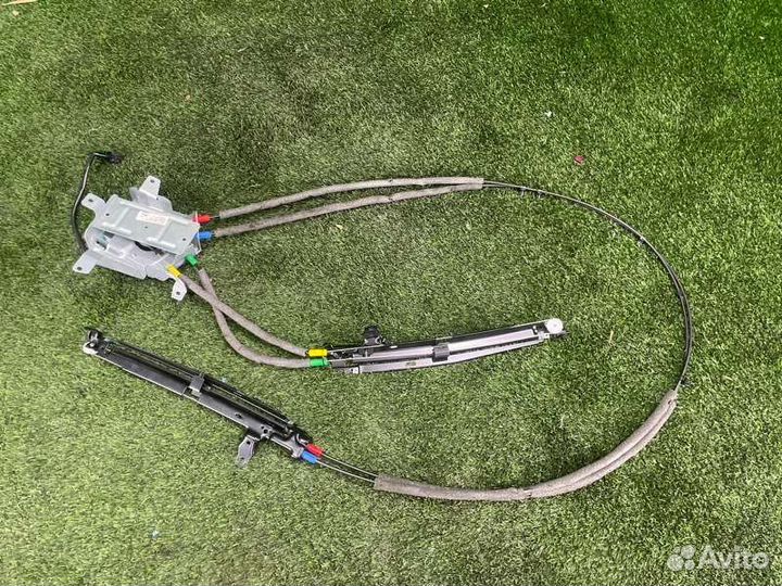 Направляющая шторки багажника задняя Bmw 5 F11