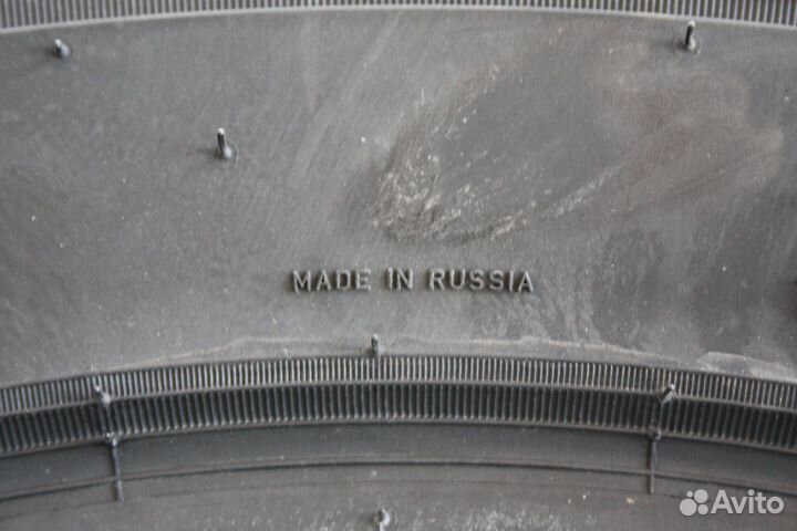 Pirelli Carrier 225/75 R16 121R