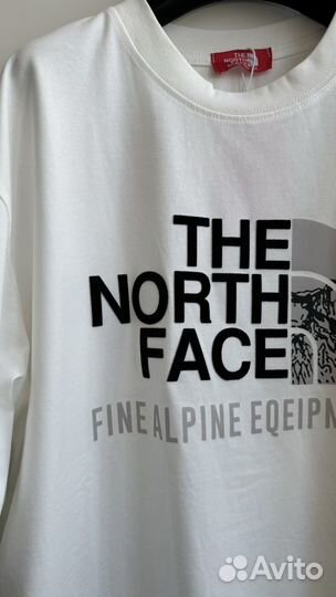 Футболка the north face белая