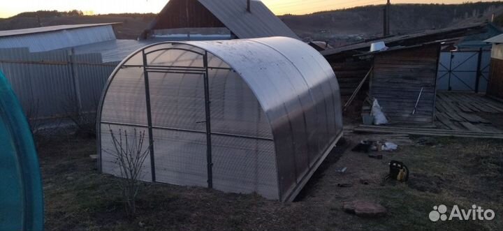 Теплица из поликарбоната 3х4