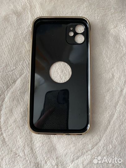 Чехол на iPhone 11