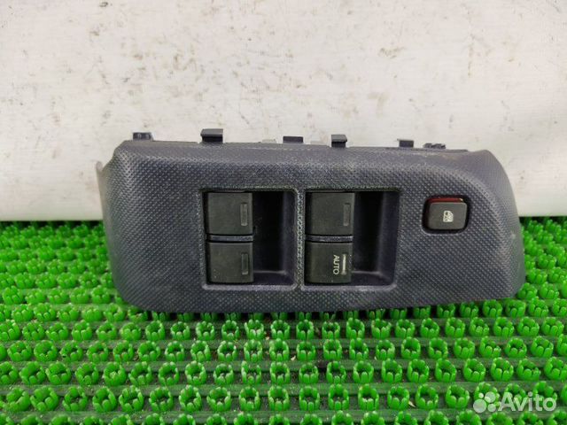 Блок управления стеклоподъемниками Honda Insight