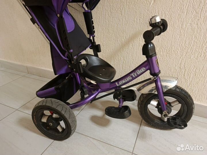 Детский трехколесный велосипед с родительской ручк