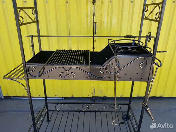 Мангал с крышей 