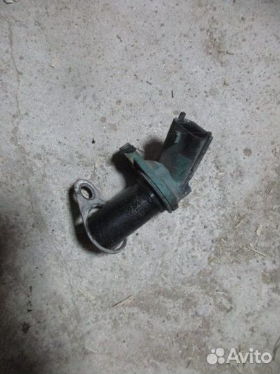 Датчик положения коленвала Volvo FM4 FH4