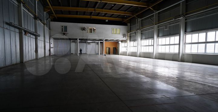 Склад, 1400 м²