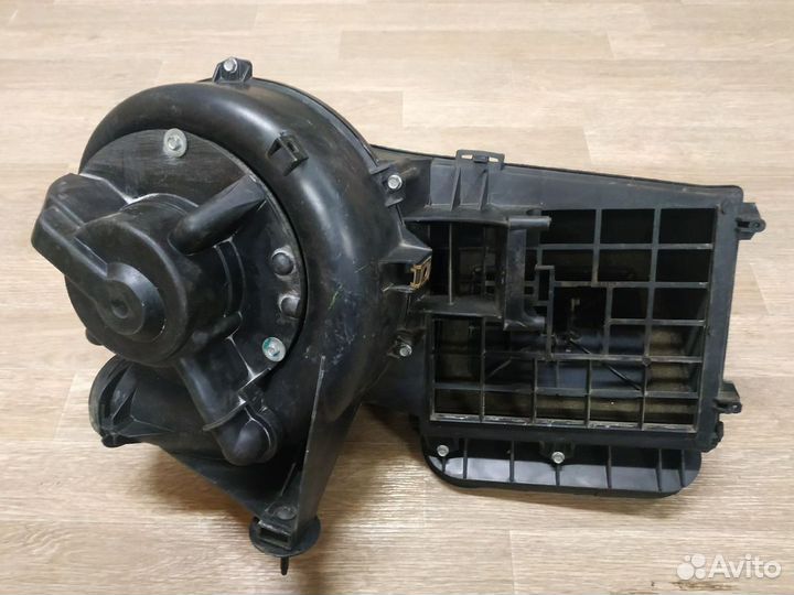 Корпус отопителя Jaguar S-Type (1999-2008)