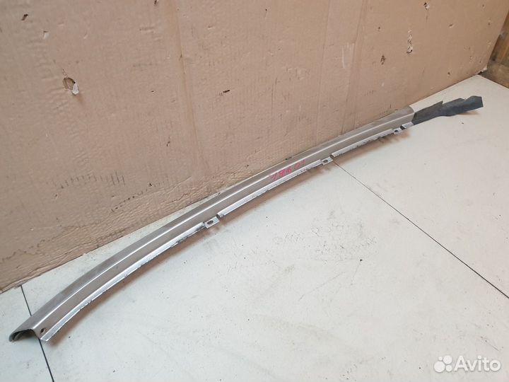 Молдинг лобового стекла правый Mercedes Benz W140