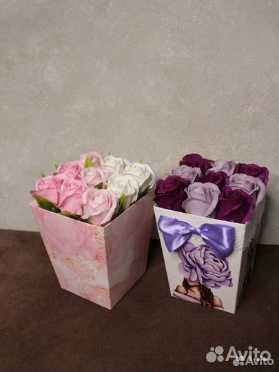 Коробочки с розами