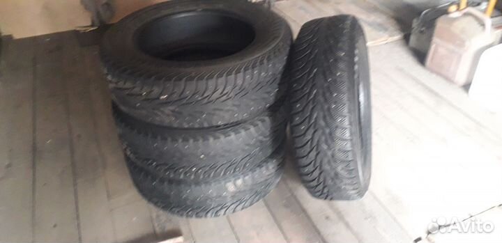 Yokohama Ice Guard Stud IG55 225/65 R17