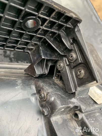 Фара передняя левая Kia Rio x-line