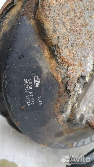 Цилиндр тормозной главный Ford Maverick, 2002