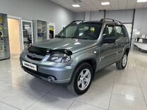 Chevrolet Niva 1.7 MT, 2016, 180 000 км, с пробегом, цена 749 000 руб.