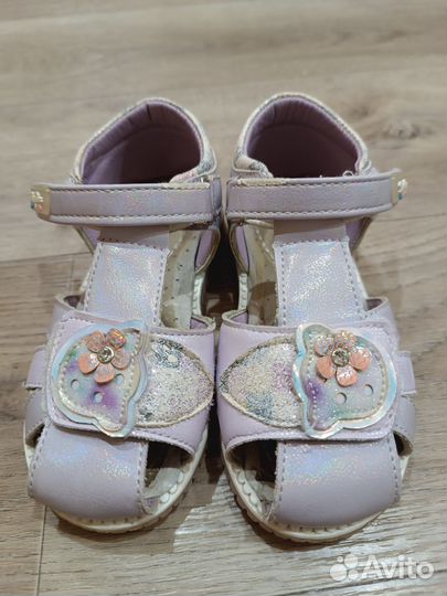 Сандалии для девочки