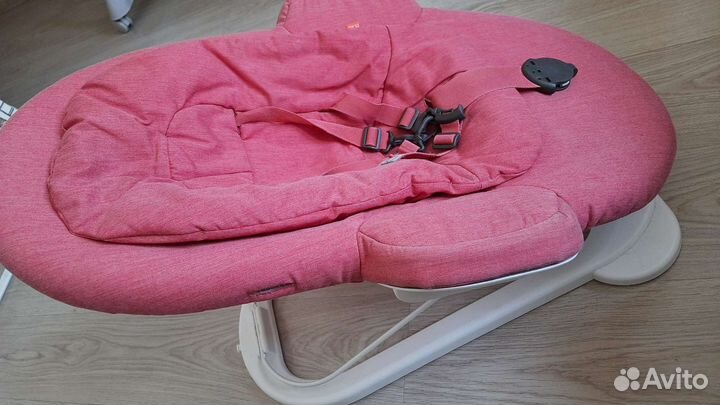 Шезлонг для новорожденных Bouncer от Stokke