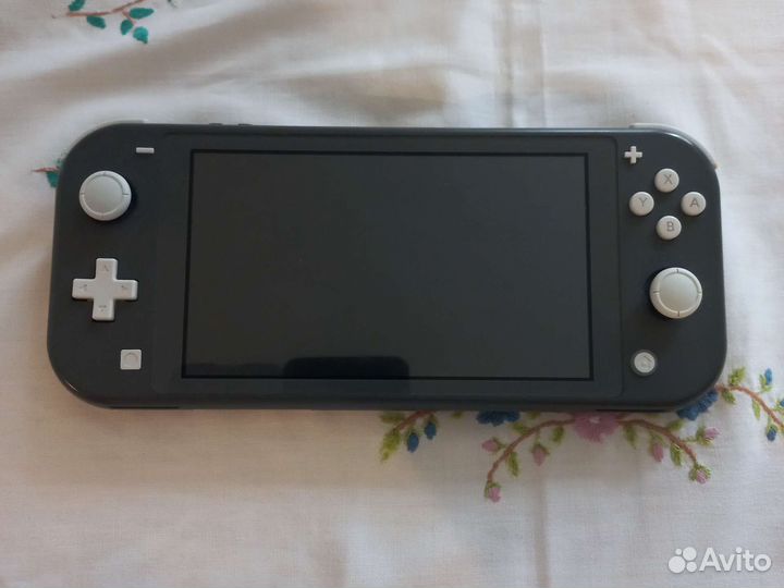 Nintendo switch lite