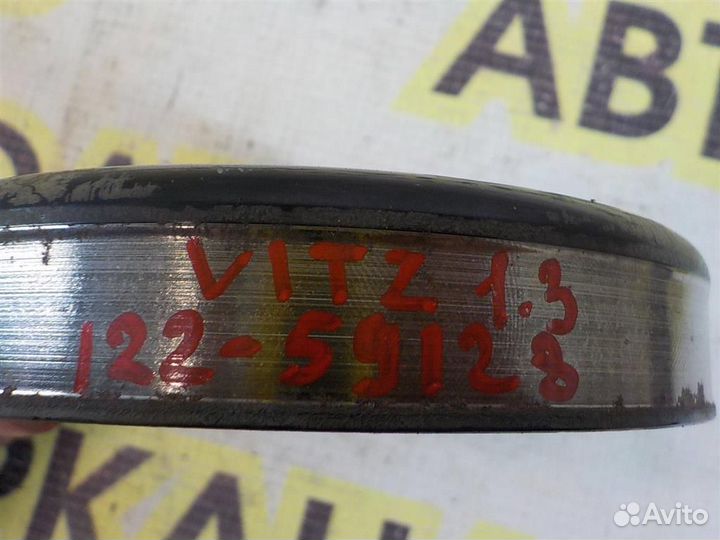 Шкив водяного насоса (помпы) Toyota Yaris (XP10)