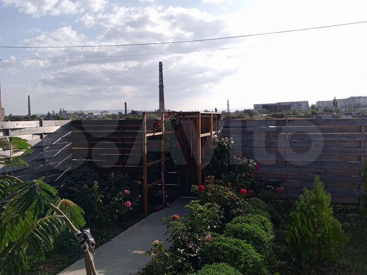 Дом 66 м² на участке 8 сот.