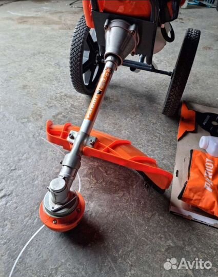 Газонокосилка - триммер колесный