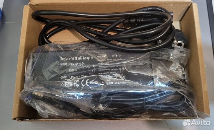 Новый сетевой адаптер Samsung 19V 4.74A
