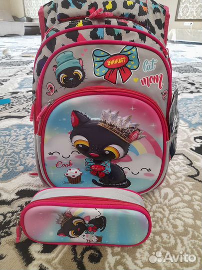 Рюкзак школьный для девочки новый