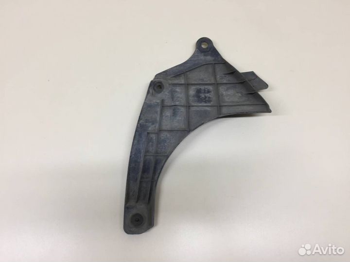 Пыльник двигателя боковой левый Toyota Camry V50 2