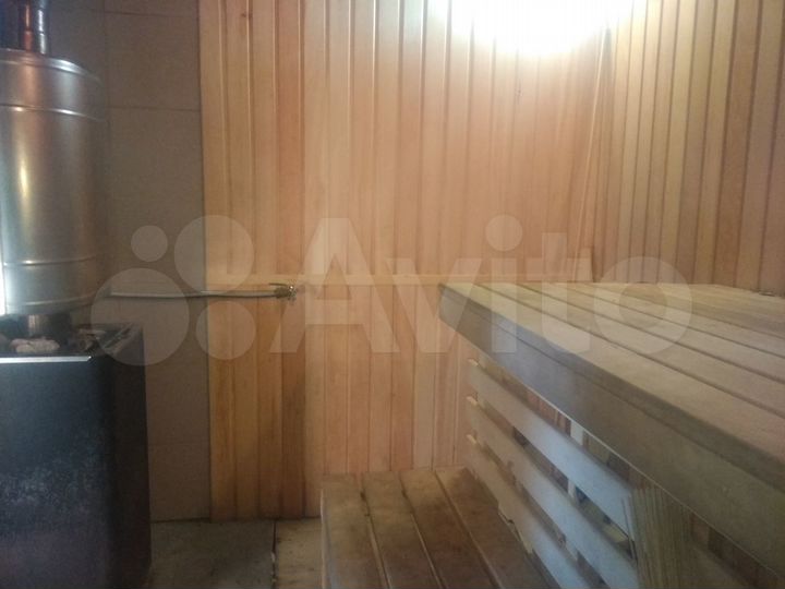 Дом 20 м² на участке 9 сот.
