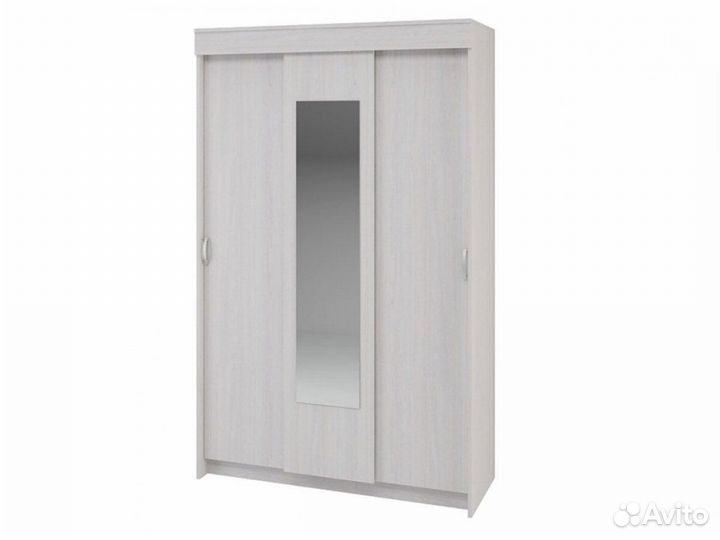 Шкаф купе трехдверный