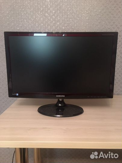 Монитор Samsung