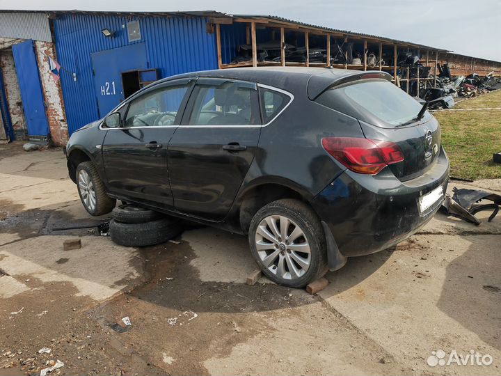 В разборе Opel Astra J 2011 A16XER АКПП