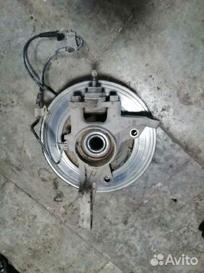 Кулак поворотный передний левый Kia Cerato 2