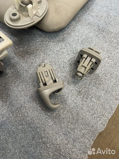 Козырек солнцезащитный Toyota Land Cruiser 200