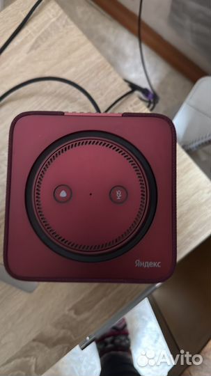 Колонка яндекс станция макс