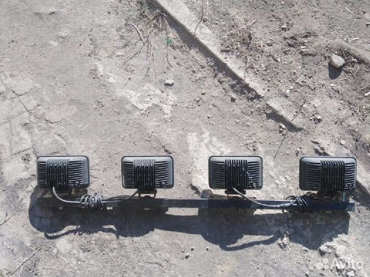 Светодиодная балка на крышу авто