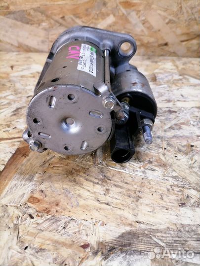 Стартер Volkswagen Golf 6 CAV