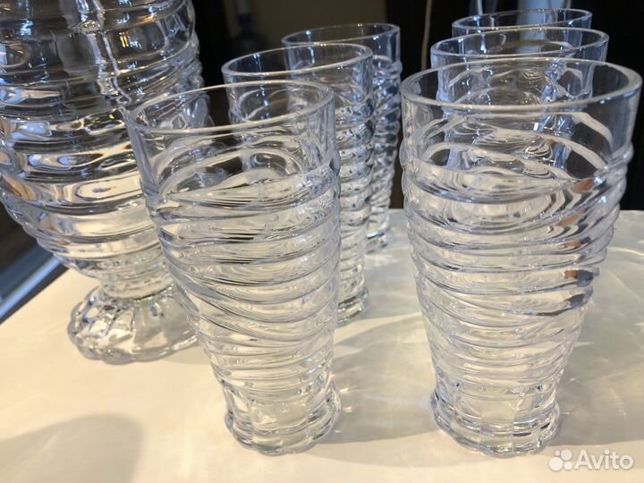 Набор для напитков/воды/сока. Кувшин и 6 стаканов