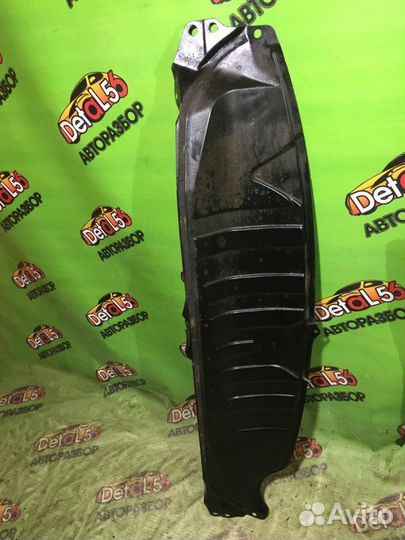 Накладка под жабо Honda Civic 8