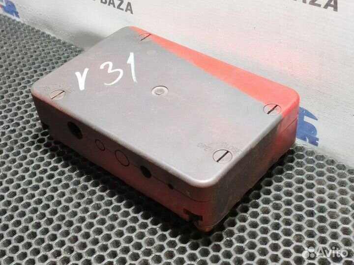 Блок силовых предохранителей Volvo FM